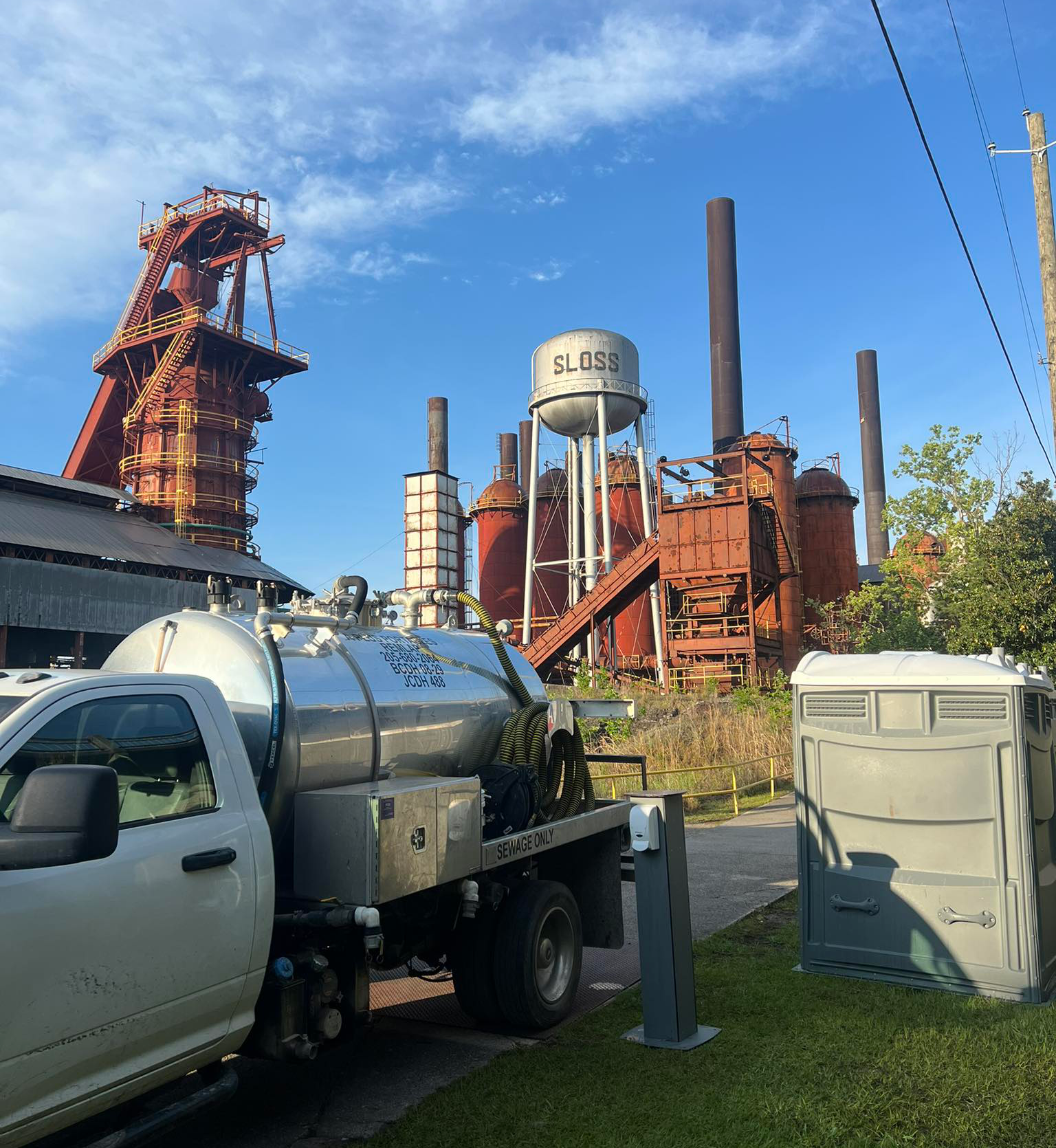 Portable restroom trailer in North Alabama